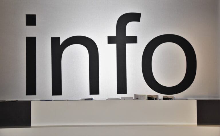 black and white Info text Tanda Pest Control